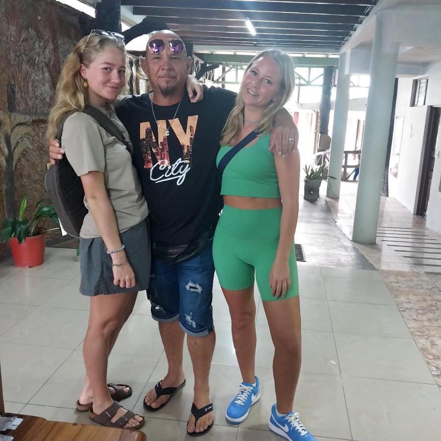 Хостел Arenal Poshpacker Ла Фортуна Экстерьер фото