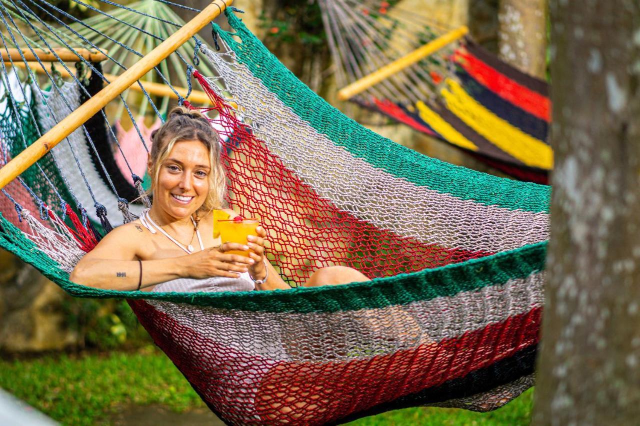 Хостел Arenal Poshpacker Ла Фортуна Экстерьер фото